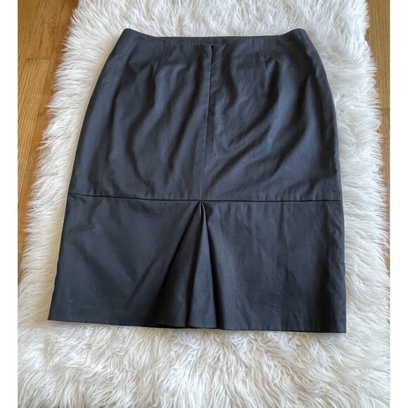 Akris Punto Women’s Size 8 Black A Line Skirt Straight Skirt With Rear Pleat - Picture 6 of 11